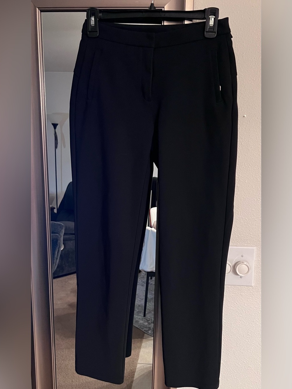 LULULEMON  Black Straight-Leg Dress Stretch Pants Slacks X8 Sz 2